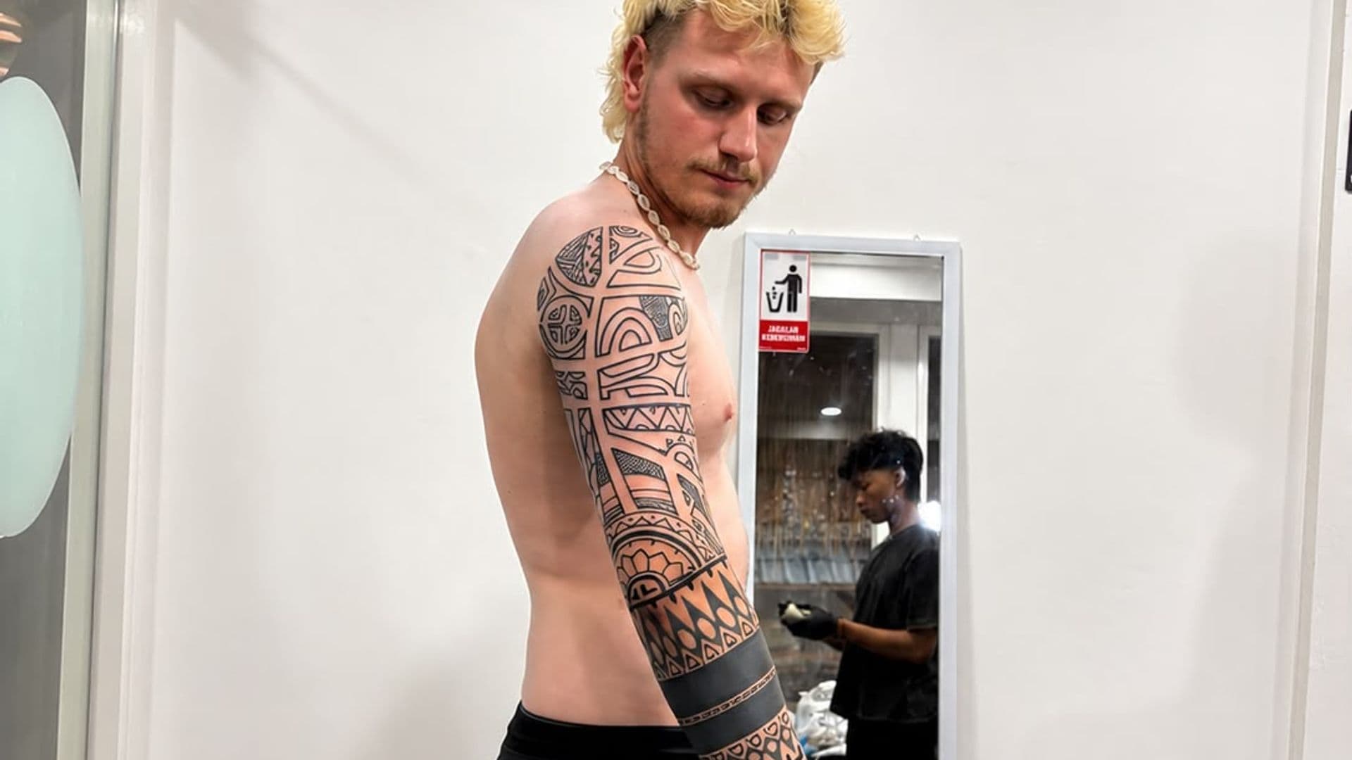FULL SLEEVE ORIENTAL